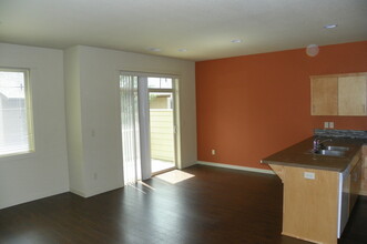 2650 NW Fawn Run Ln in Bend, OR - Building Photo - Building Photo