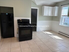 154-156 Harrison St in Pawtucket, RI - Building Photo