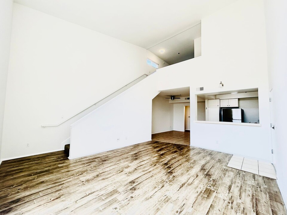 3518 Dunn Dr-Unit -203 in Los Angeles, CA - Building Photo