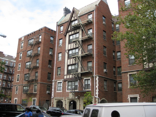 Buckingham Hall Apartments in Brooklyn, NY - Building Photo - Building Photo