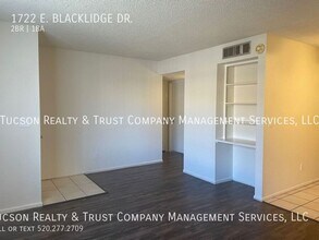 1722 E Blacklidge Dr in Tucson, AZ - Building Photo - Building Photo