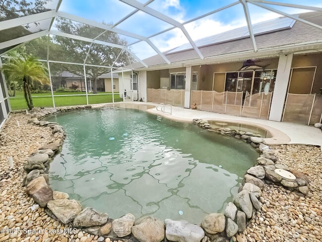 949 SE Gardenbrook Ct in Palm Bay, FL - Building Photo - Building Photo
