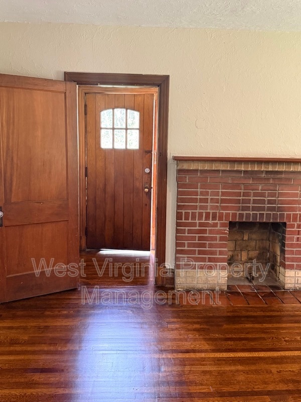 102 Temple St in Beckley, WV - Building Photo - Building Photo
