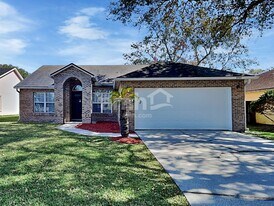 1757 Chandelier Cir E in Jacksonville, FL - Building Photo