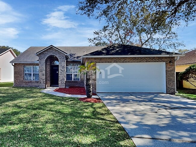 property at 1757 Chandelier Cir E