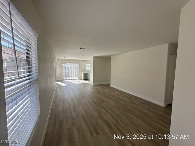 6543 Blooming Sun Ct in Las Vegas, NV - Building Photo - Building Photo