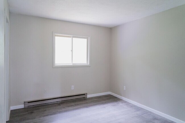 3222 Evergreen Cir in Tobyhanna, PA - Building Photo - Building Photo