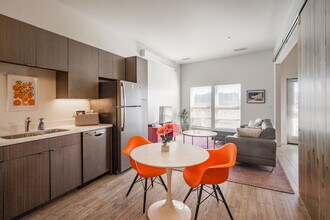 Lumina Apartments in Denver, CO - Foto de edificio - Interior Photo