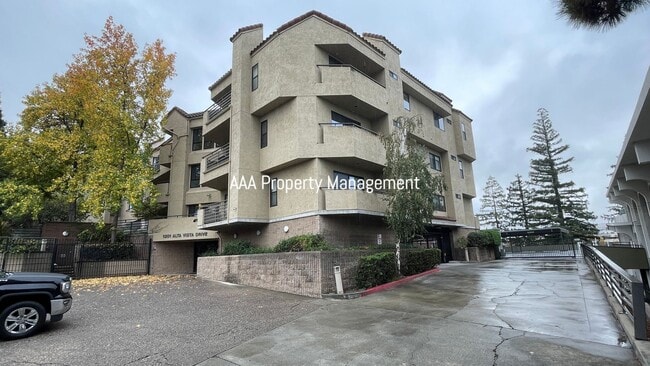 1201 Alta Vista Ct in Walnut Creek, CA - Building Photo - Building Photo