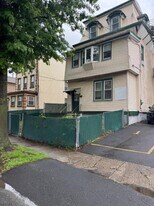 1141 Louisa St in Elizabeth, NJ - Building Photo