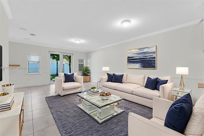 13909 SW 86th Ct in Palmetto Bay, FL - Building Photo - Building Photo