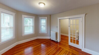 21 Pennsylvania Ave, Unit 21 in Somerville, MA - Building Photo - Building Photo