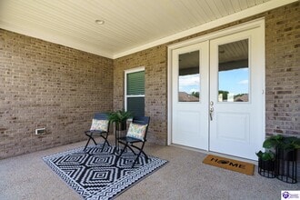 306 Turner Ct in Vine Grove, KY - Building Photo - Building Photo