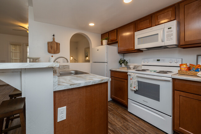 Lantana Apartments