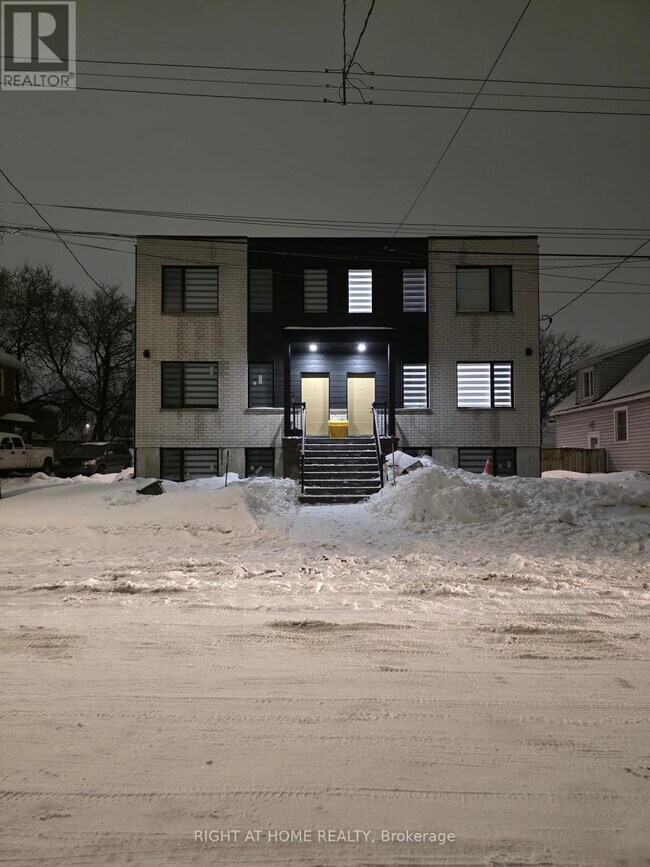 140 Prince Albert St