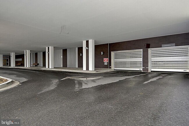 5101 RIVER in Bethesda, MD - Building Photo - Building Photo