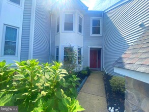 14 Nathan Ct in Newtown, PA - Foto de edificio - Building Photo