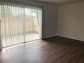 4908 West Gate Blvd in Austin, TX - Building Photo - Building Photo