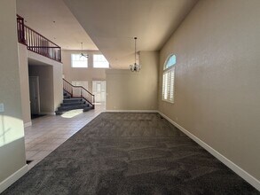 7046 Poco Bueno Cir in Sparks, NV - Building Photo - Building Photo