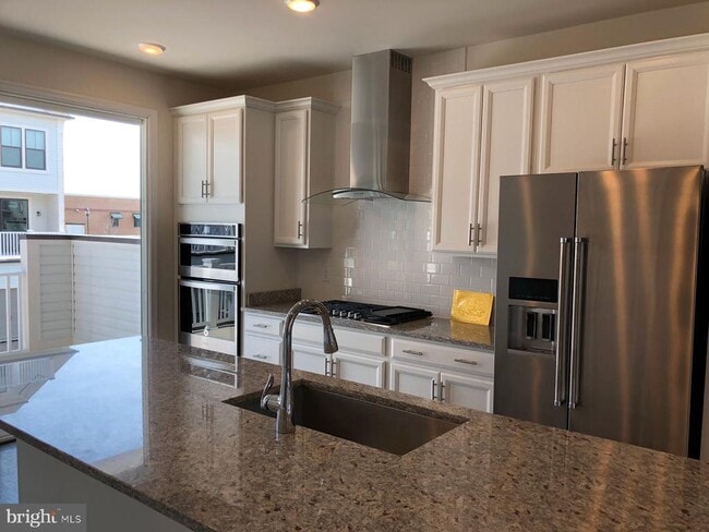property at 22584 Windsor Locks Square
