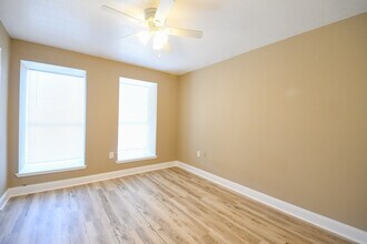 231 Belle Terre Blvd in La Place, LA - Building Photo - Building Photo