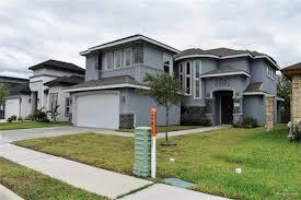 Duke Ave in McAllen, TX - Foto de edificio