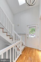 4021 Lake Glen Rd in Fairfax, VA - Building Photo - Building Photo