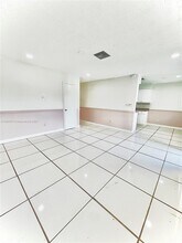 6737 NW 6th Ct in Miami, FL - Building Photo - Building Photo