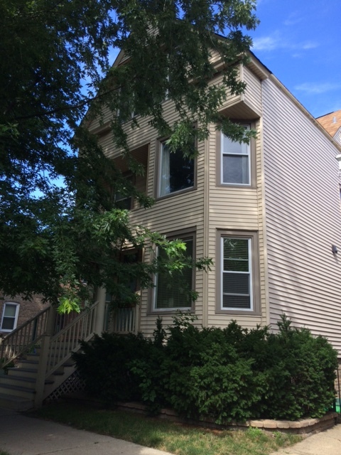 3643 N Hoyne Ave, Unit 2 in Chicago, IL - Building Photo - Building Photo