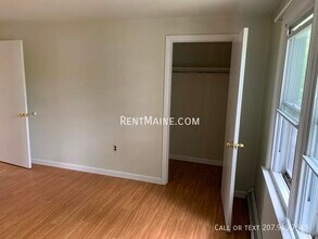 21 Yale St in Bangor, ME - Building Photo - Building Photo