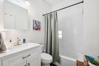 2117 W Dekle Ave in Tampa, FL - Building Photo - Building Photo