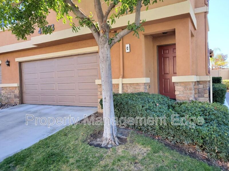 41283 Ashton Cir in Temecula, CA - Building Photo