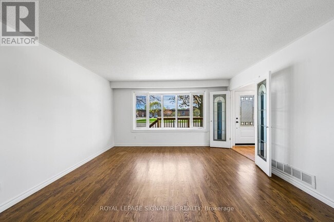 232 Harmony Rd N in Oshawa, ON - Building Photo - Building Photo