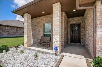 108 New Haven St in Farmersville, TX - Building Photo - Building Photo