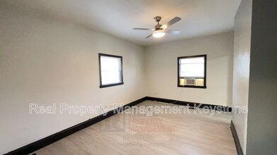 53 Baldwick Rd in Pittsburgh, PA - Building Photo - Building Photo