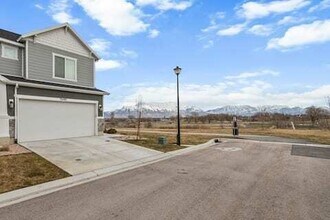 3446 W Barley Bend in Lehi, UT - Building Photo - Building Photo