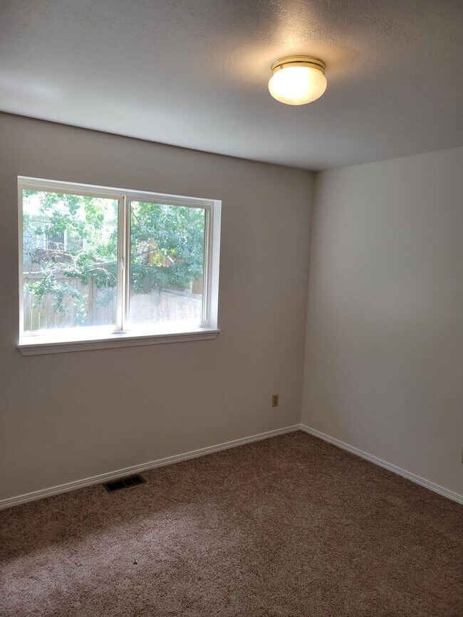 3606 Golden Valley Dr in Bozeman, MT - Building Photo - Building Photo