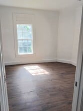 946 W Poplar St in Springfield, MO - Building Photo - Building Photo