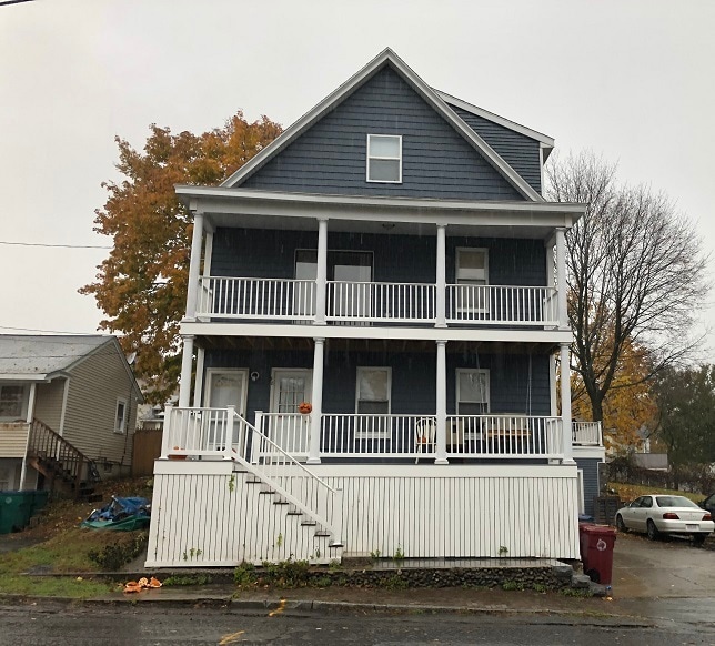 62 Highland St in Lowell, MA - Building Photo - Building Photo