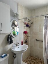 7595 SW 28th Street Rd in Miami, FL - Building Photo - Building Photo