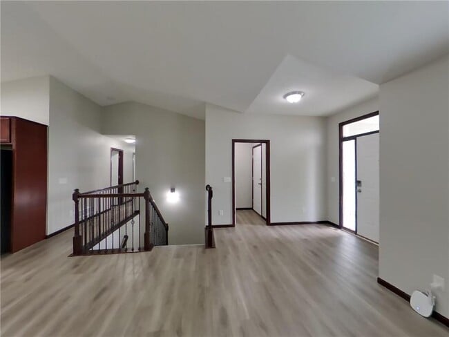 24796 Superior Dr in Rogers, MN - Building Photo - Building Photo