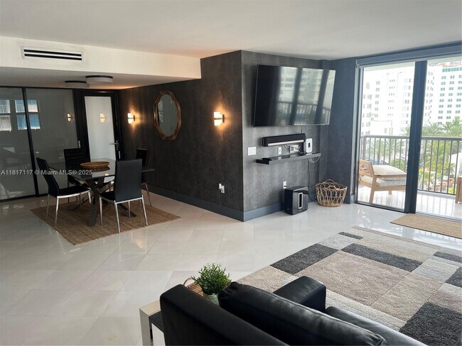 property at 1800 Collins Ave