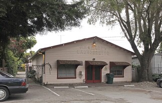 1879 Woodland Ave in Palo Alto, CA - Building Photo