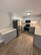 744 W Gordon Terrace in Chicago, IL - Building Photo - Building Photo