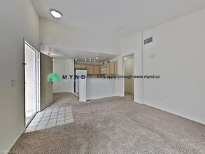 1881 W Alexander Rd-Unit -Apt 2076 in North Las Vegas, NV - Building Photo - Building Photo