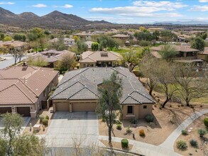 2025 W Calle De Sol in Phoenix, AZ - Building Photo - Building Photo