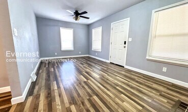 1402 E 65th St in Kansas City, MO - Building Photo - Building Photo