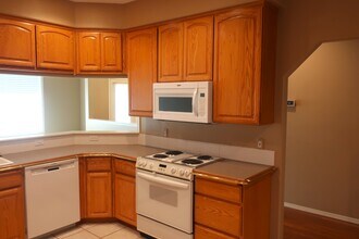 466 Lower Daniels Dr in East Wenatchee, WA - Foto de edificio - Building Photo