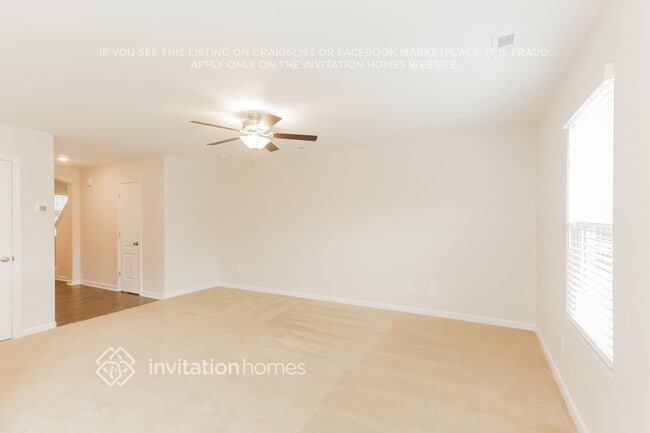 2256 Latimer Ln in Charlotte, NC - Foto de edificio - Building Photo