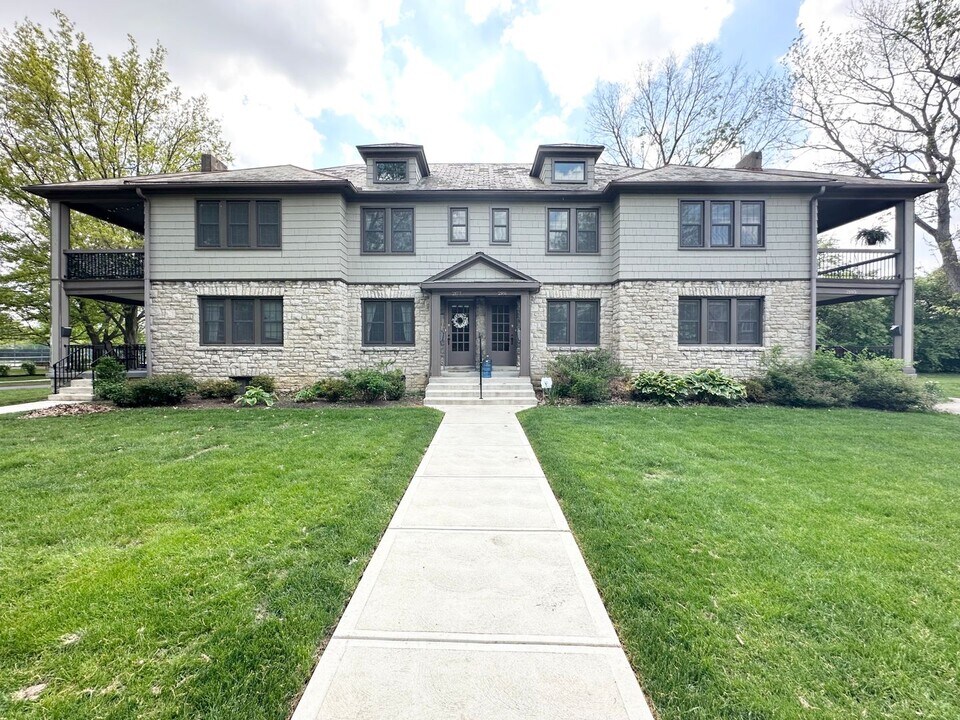 2177 Coventry Rd, Unit 2177 in Upper Arlington, OH - Building Photo